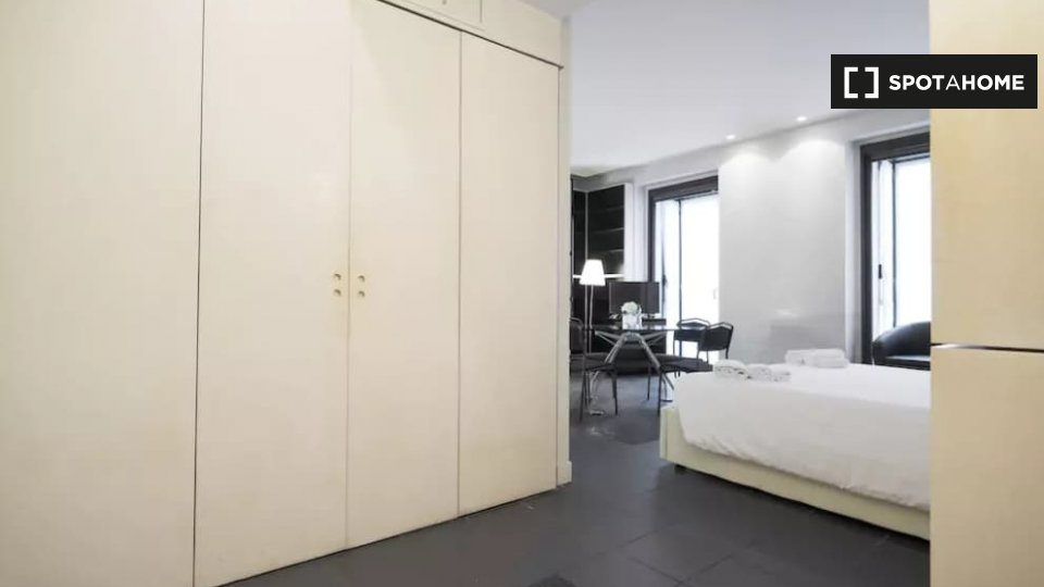 Immagine 9 di Ufficio in affitto  in Via Terraggio a Milano