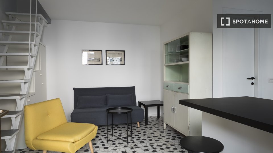 Immagine 3 di Appartamento in affitto  in Via Bernardino Verro a Milano