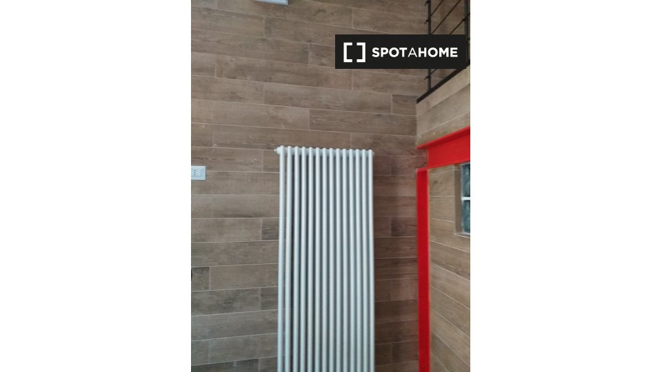 Immagine 6 di Ufficio in affitto  in Via Zamboni a Bologna