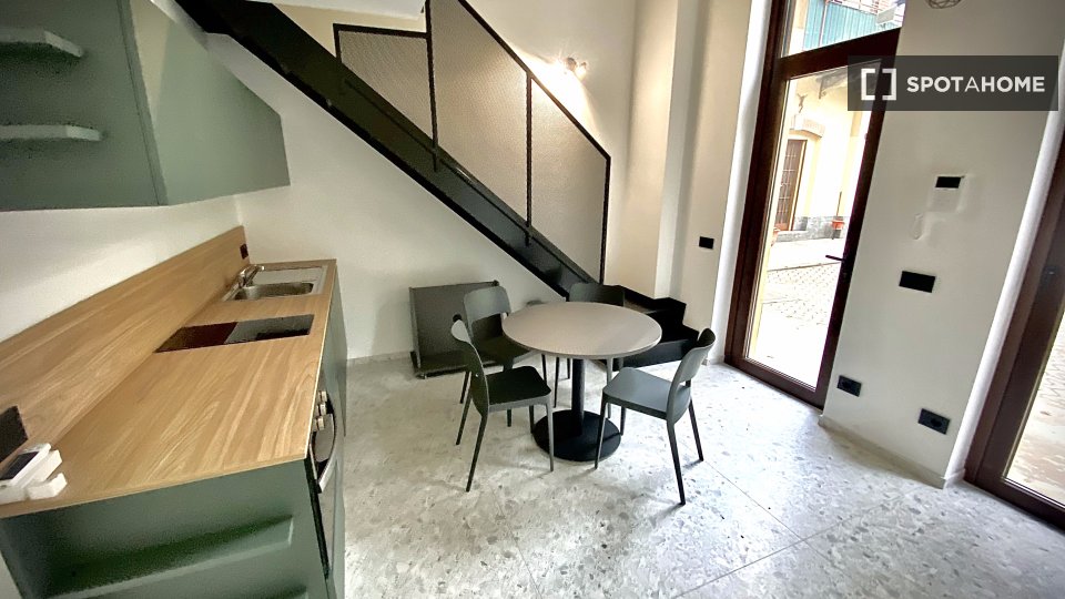 Immagine 9 di Ufficio in affitto  in Via Benefattori dell'Ospedale a Milano