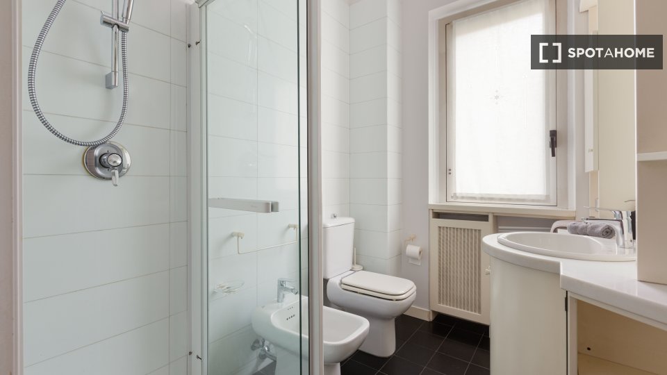 Immagine 3 di Appartamento in affitto  in Via Giacomo Mellerio a Milano