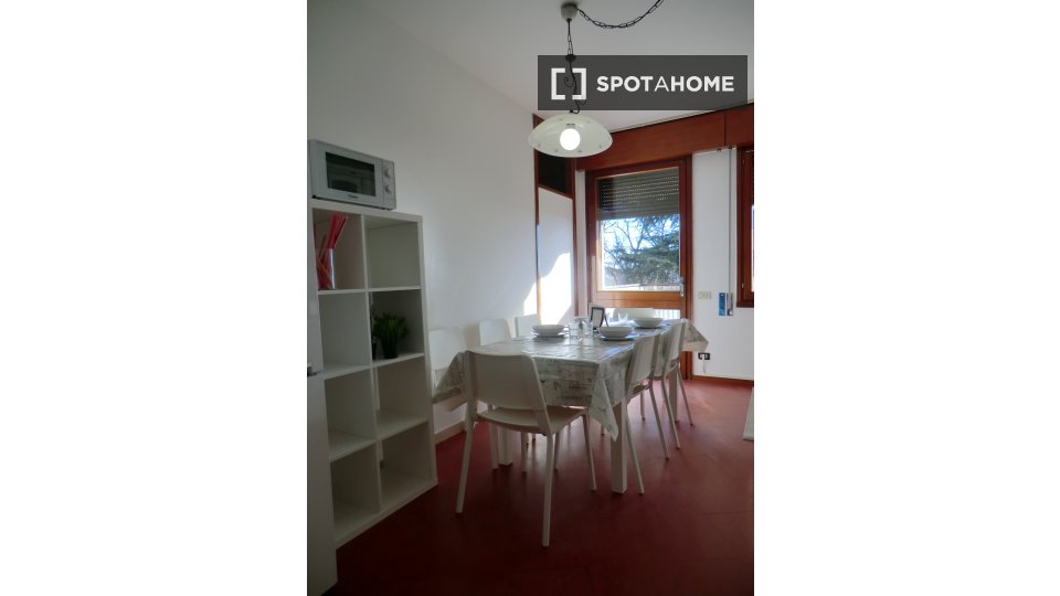 Immagine 11 di Camera condivisa in affitto  in via Vecchia a Padova