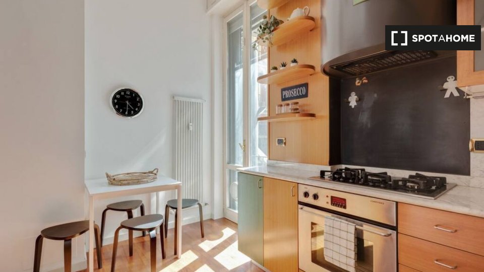 Immagine 8 di Appartamento in affitto  in Viale Tunisia a Milano