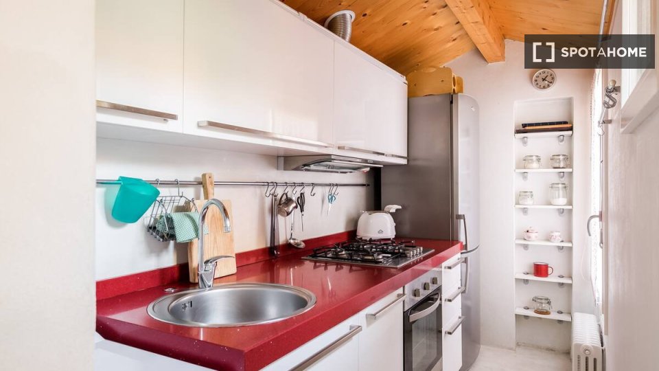 Immagine 4 di Appartamento in affitto  in Via Santa Caterina a Bologna