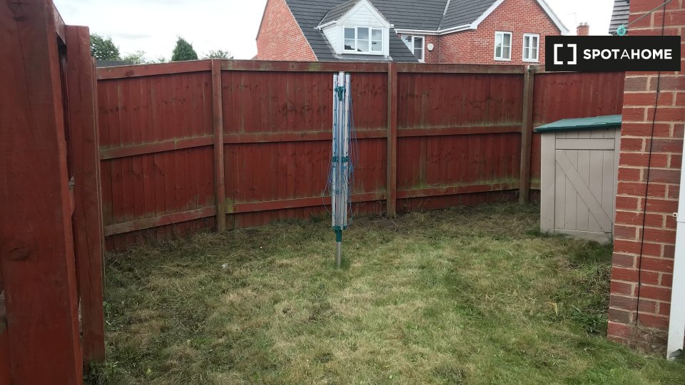 Immagine 8 di Camera condivisa in affitto  in Oakford Cl a 