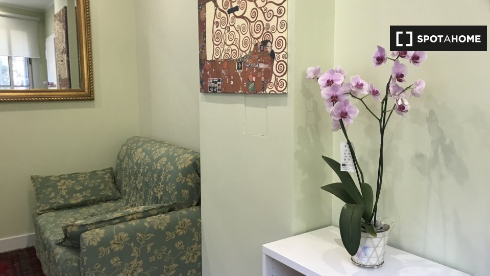 Immagine 7 di Appartamento in affitto  in Via di S. Sotero a Roma