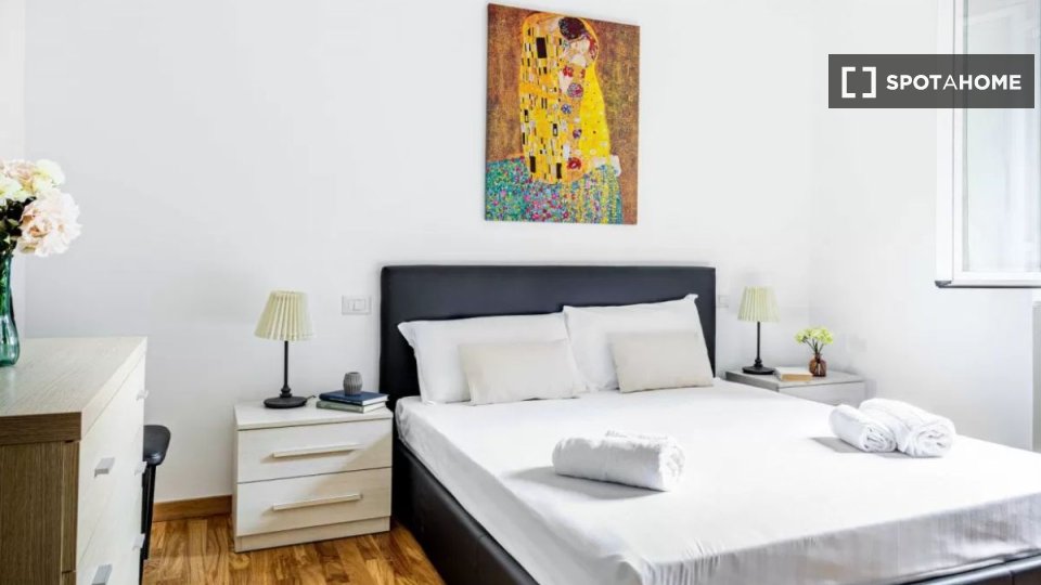 Immagine 15 di Appartamento in affitto  in Via Alcuino a Milano