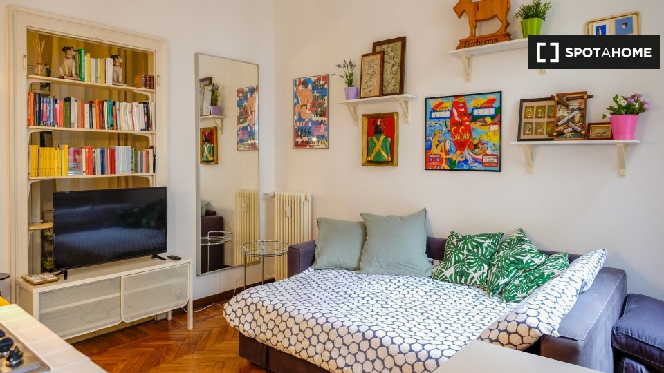 Immagine 7 di Appartamento in affitto  in Via Pietro Calvi, 20129 Milano MI, Italy a Milano