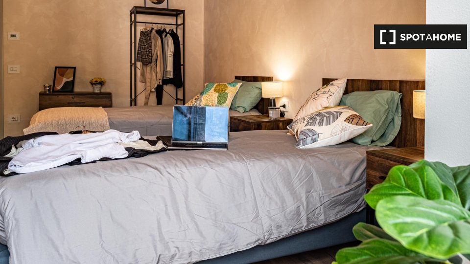 Immagine 3 di Camera condivisa in affitto  in Via Paganini a Rovereto