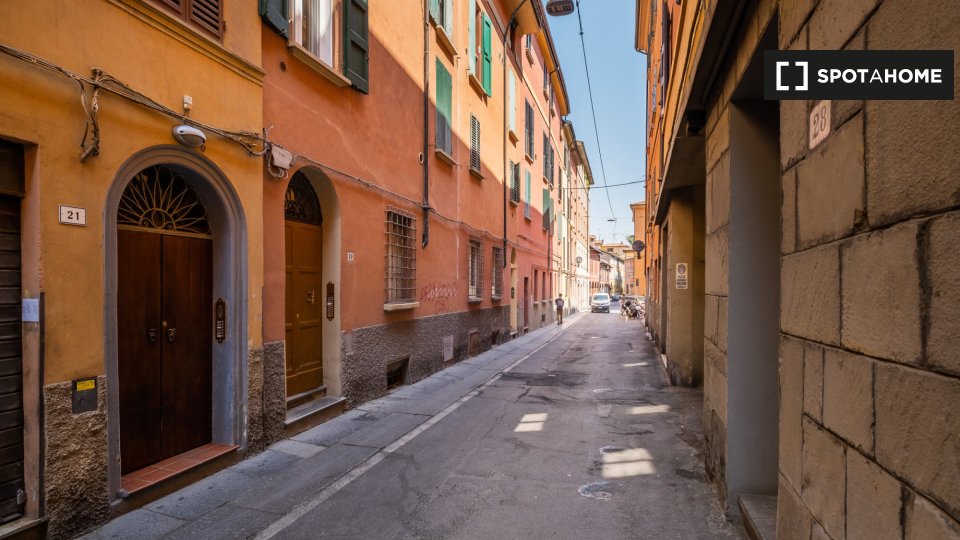 Immagine 19 di Appartamento in affitto  in Via de' Coltelli a Bologna