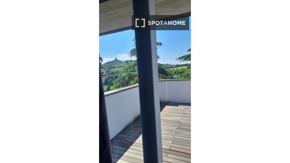 Immagine 8 di Appartamento in affitto  in Via Francesco Orsoni a Bologna