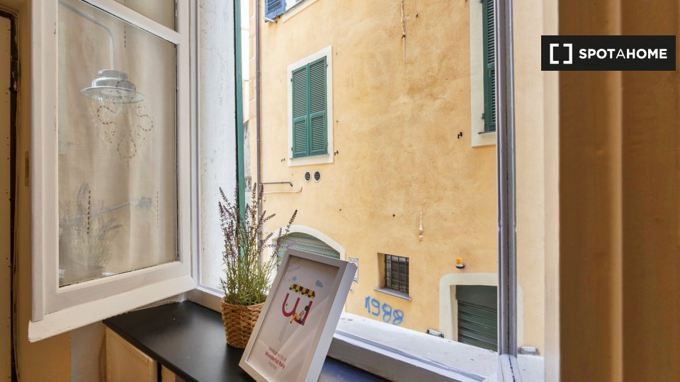 Immagine 7 di Appartamento in affitto  in Salita di Santa Maria di Castello a Genova