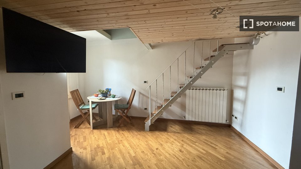 Immagine 8 di Appartamento in affitto  in Viale Francesco Petrarca a Firenze