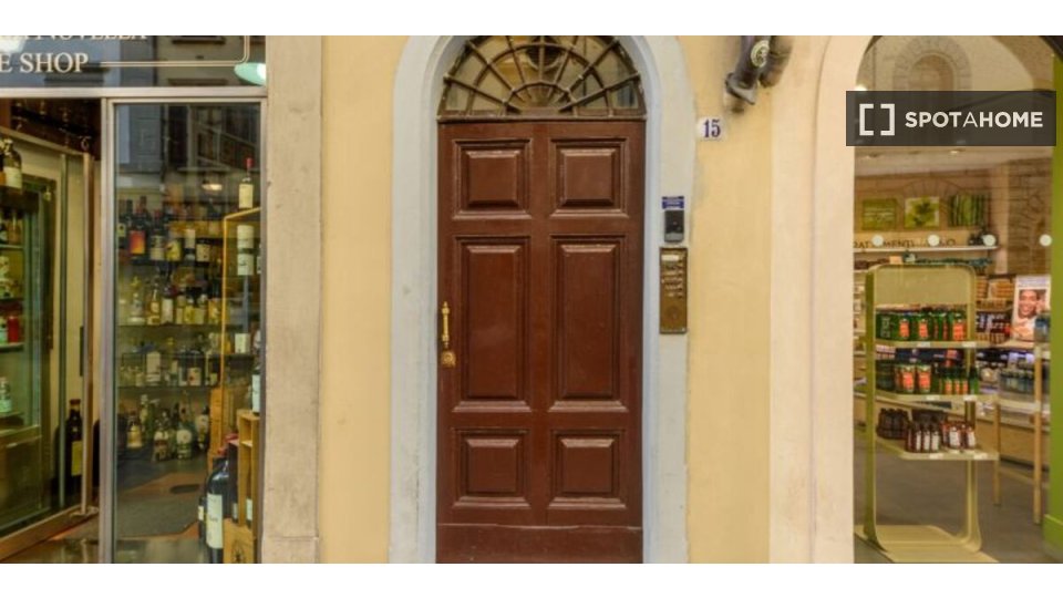 Immagine 16 di Appartamento in affitto  in Via Panzani a Firenze