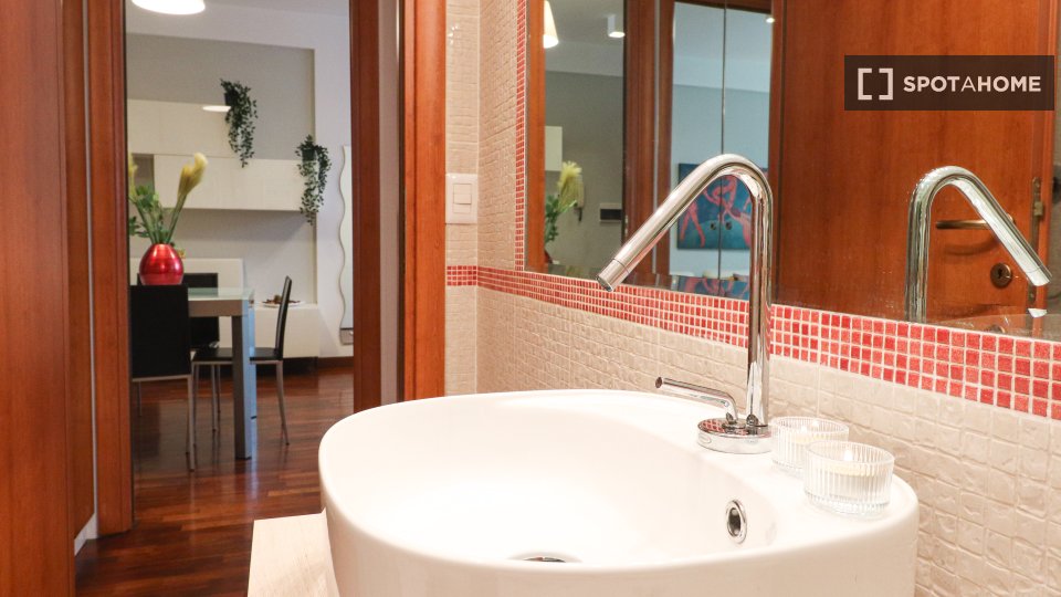 Immagine 9 di Appartamento in affitto  in Via dei Malatesta a Roma