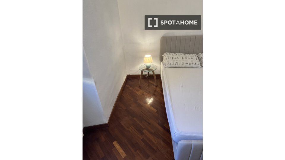 Immagine 17 di Ufficio in affitto  in Via Bixio a Roma