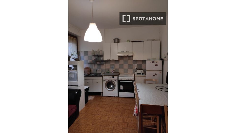 Immagine 14 di Camera condivisa in affitto  in Via del Beato Egidio a Perugia