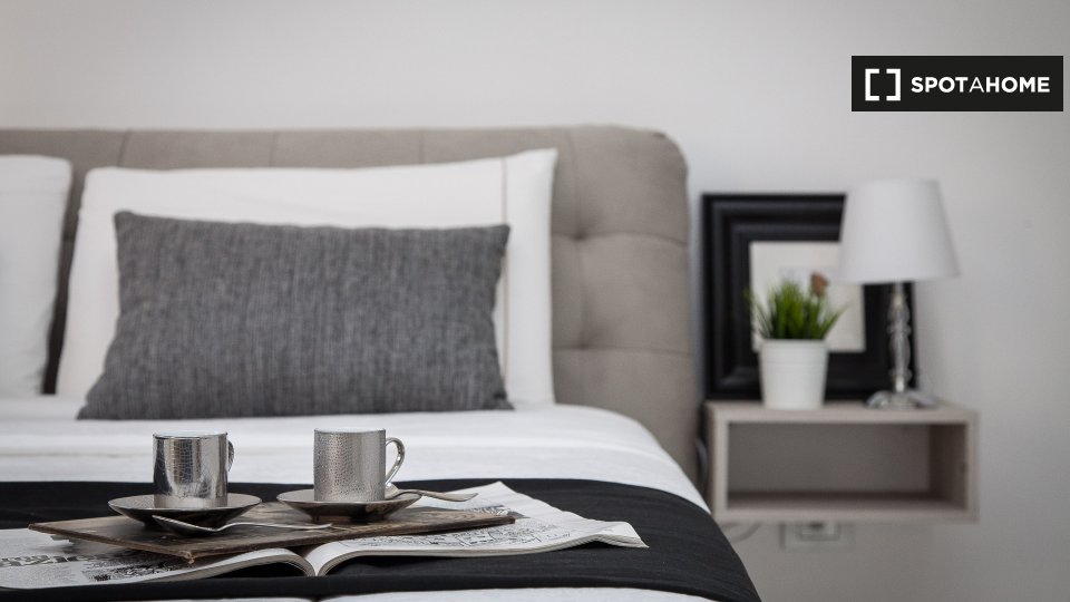 Immagine 6 di Appartamento in affitto  in Via Cesare Battisti, 00187 Roma RM, Italy a Roma