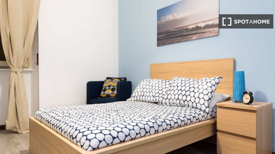 Immagine 7 di Camera condivisa in affitto  in Via Alfredo Campanini a Milano