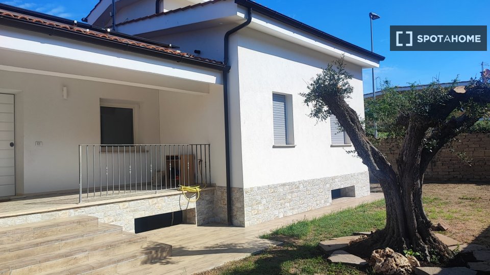 Immagine 17 di Appartamento in affitto  in Via Sesia a Ardea