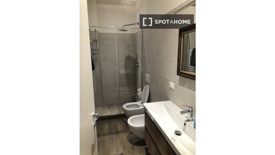 Immagine 3 di Appartamento in affitto  in P.za Aldrovandi a Bologna