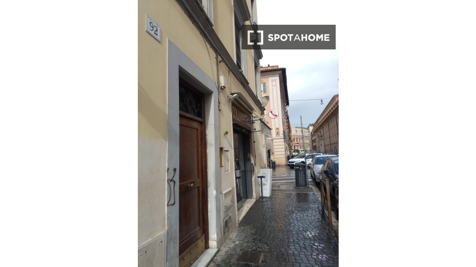 Immagine 1 di Ufficio in affitto  in Via di S. Giovanni in Laterano a Roma