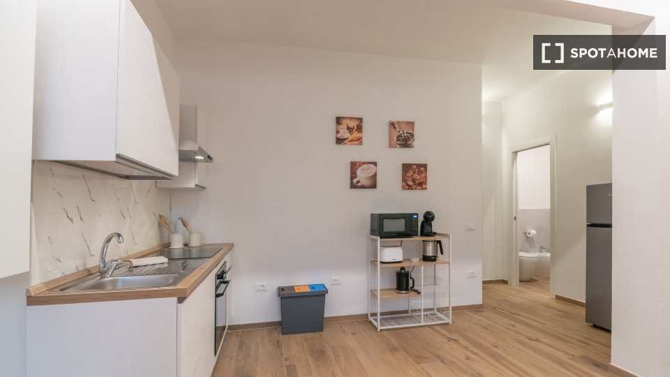 Immagine 5 di Ufficio in affitto  in Via Maria Malibran a Firenze