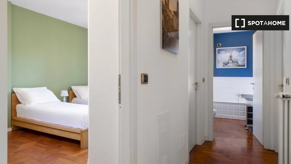 Immagine 14 di Appartamento in affitto  in Via Aurelio Saffi a Bologna