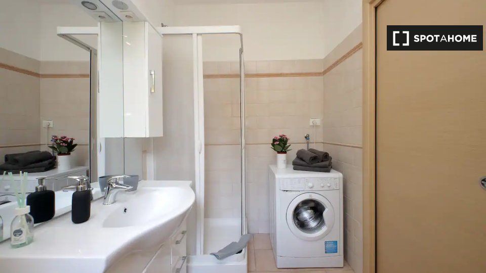 Immagine 8 di Appartamento in affitto  in Via Filippo Bernardini a Roma