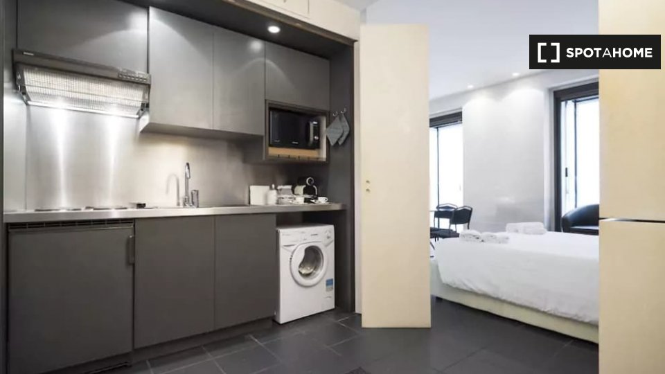 Immagine 2 di Ufficio in affitto  in Via Terraggio a Milano