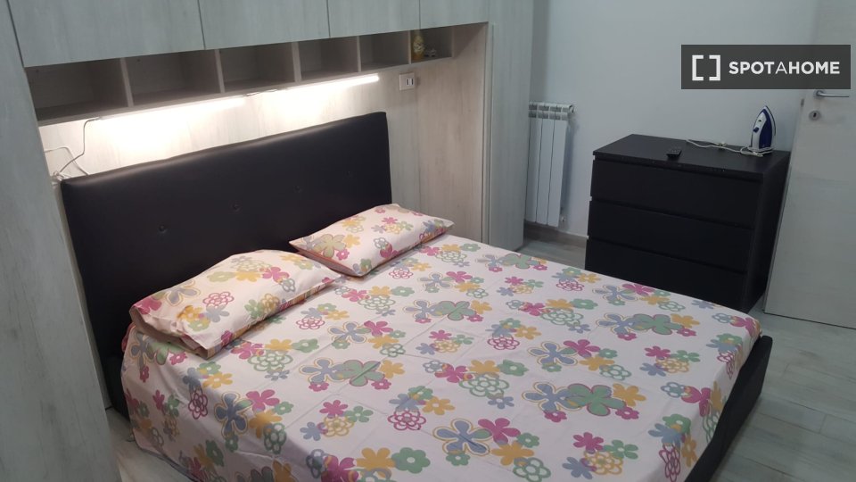 Immagine 1 di Ufficio in affitto  in Via dei Platani a Roma