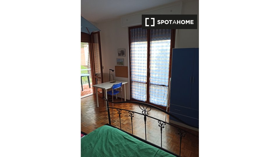 Immagine 6 di Camera condivisa in affitto  in Via del Beato Egidio a Perugia