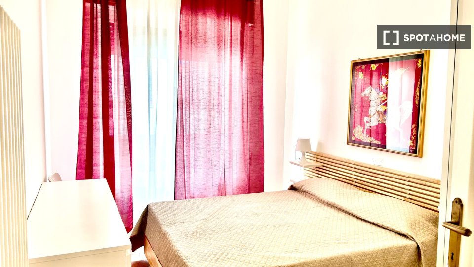 Immagine 12 di Appartamento in affitto  in Lungomare Paolo Toscanelli a Roma