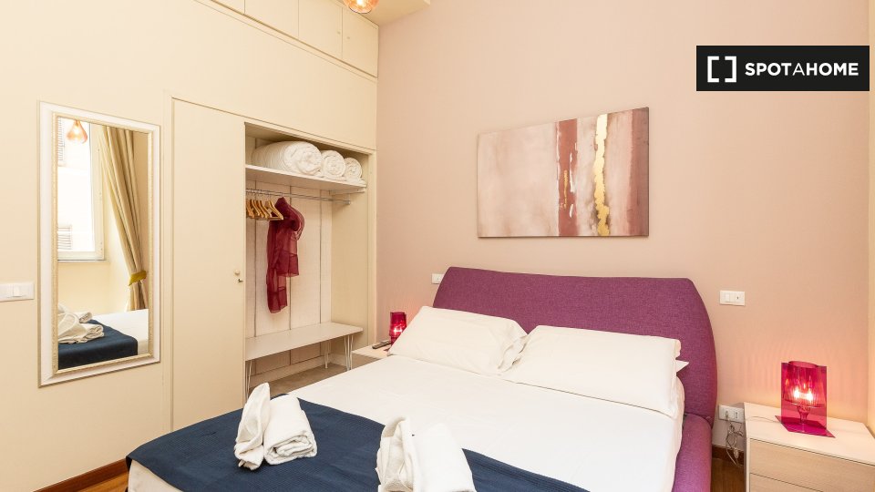 Immagine 17 di Appartamento in affitto  in Via Frattina a Roma