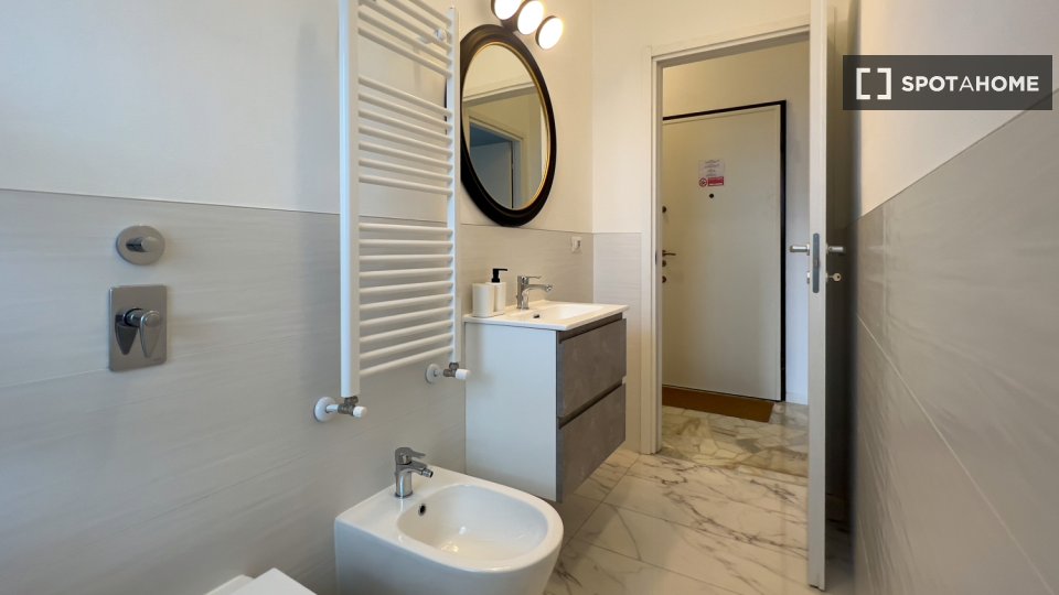 Immagine 4 di Appartamento in affitto  in Via Bernardo Celentano a Milano