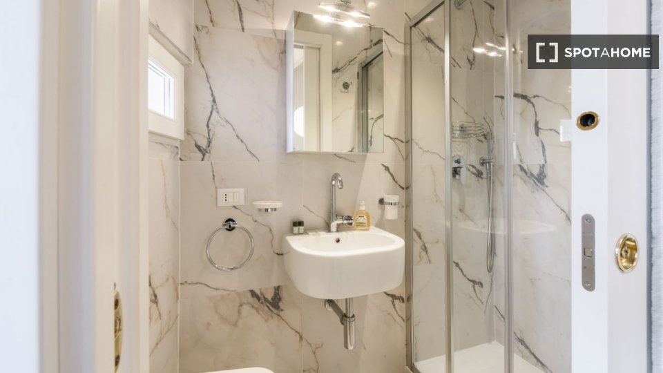 Immagine 3 di Appartamento in affitto  in Via del Crocifisso a Firenze