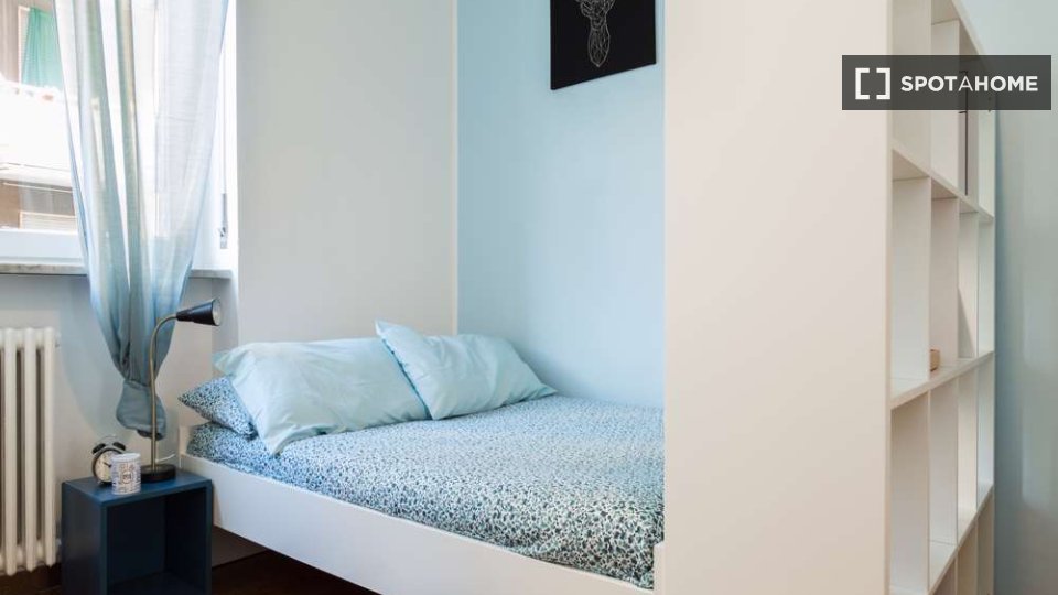 Immagine 6 di Camera condivisa in affitto  in Via Dei Mandorli Milan a Buccinasco