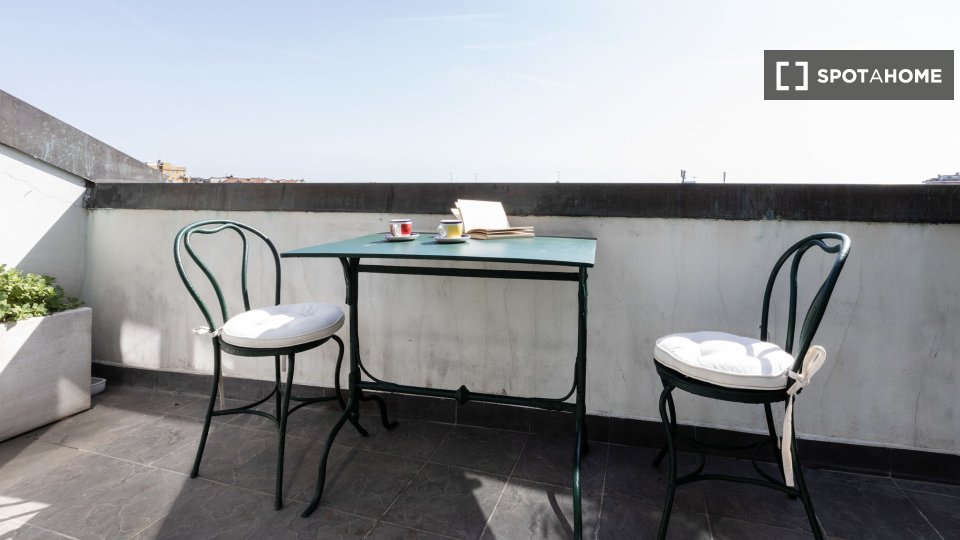 Immagine 10 di Appartamento in affitto  in Via Vigevano a Milano