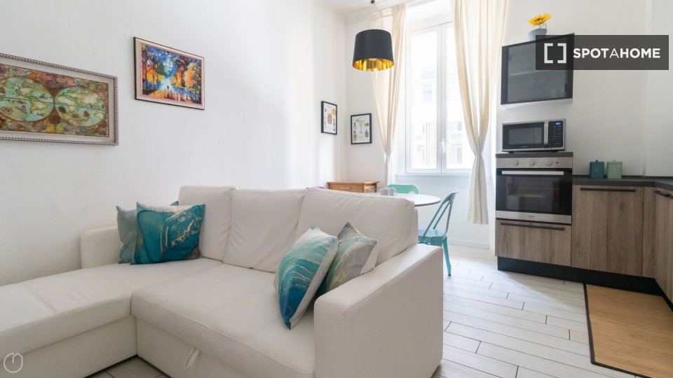 Immagine 14 di Appartamento in affitto  in Via Arbe a Milano