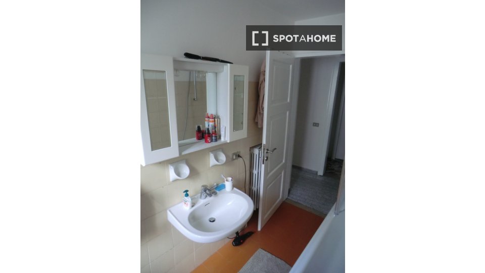 Immagine 19 di Camera condivisa in affitto  in Galleria Santa Lucia a Padova