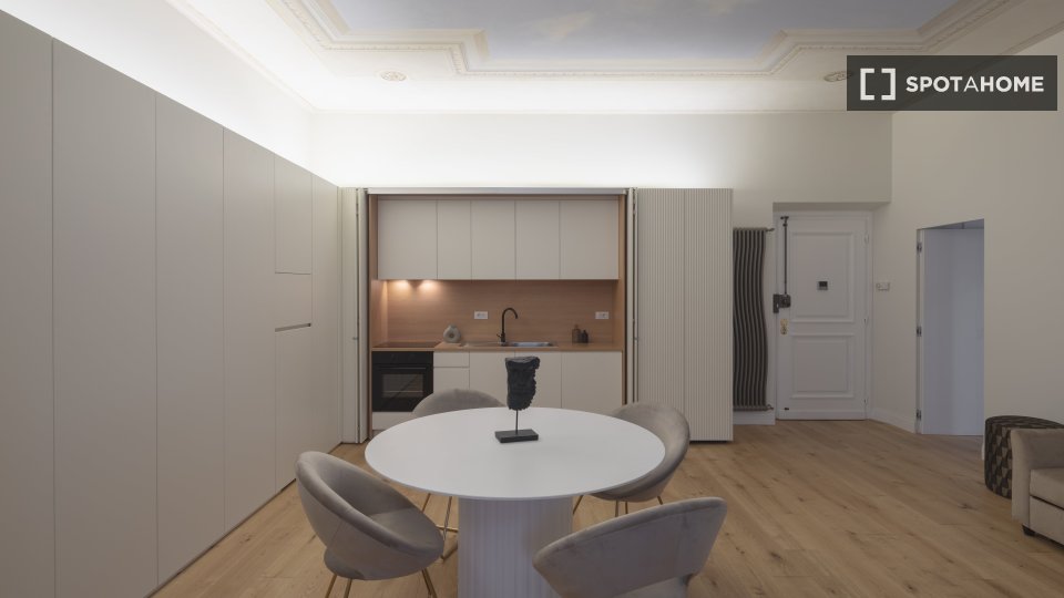 Immagine 5 di Appartamento in affitto  in Via dei Bergamaschi a Roma