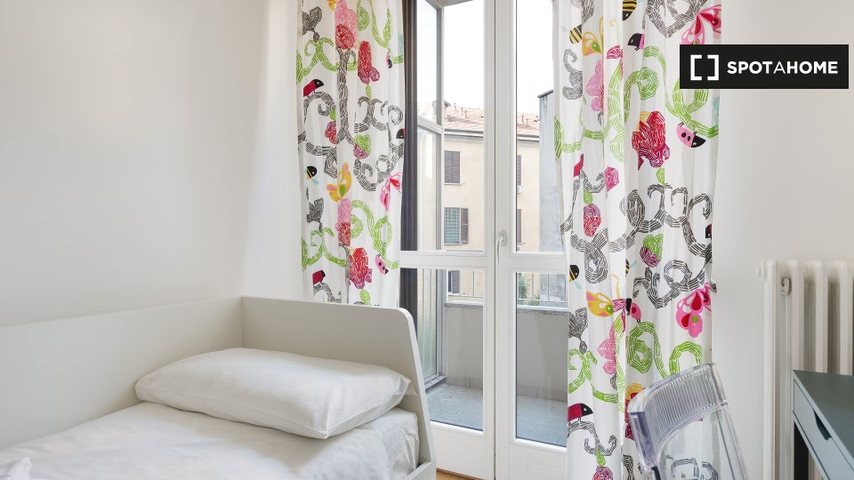 Immagine 14 di Appartamento in affitto  in Via Casale a Milano