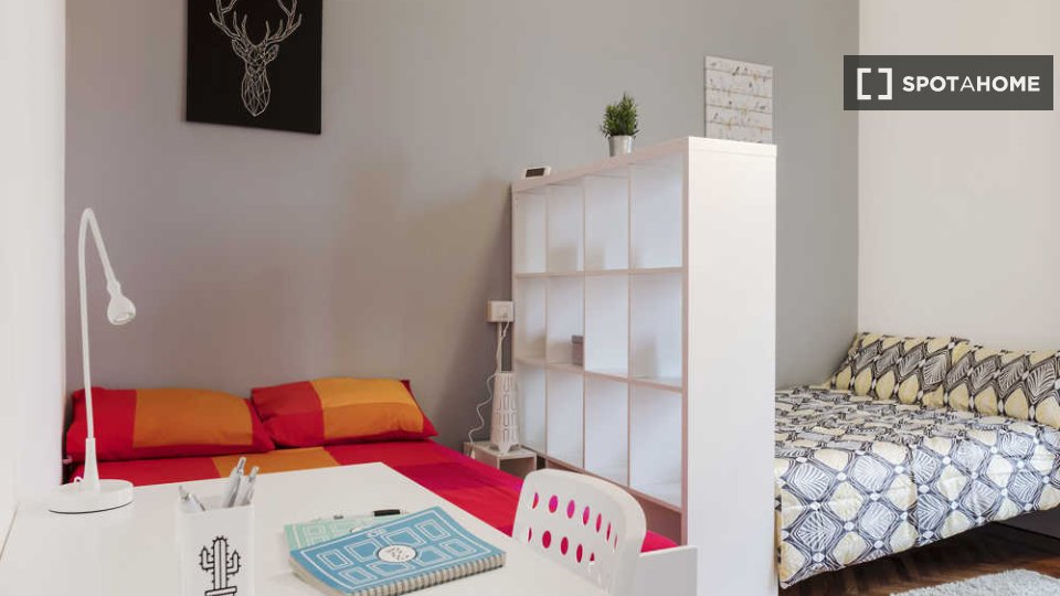 Immagine 9 di Camera condivisa in affitto  in Via delle Belle Arti a Bologna