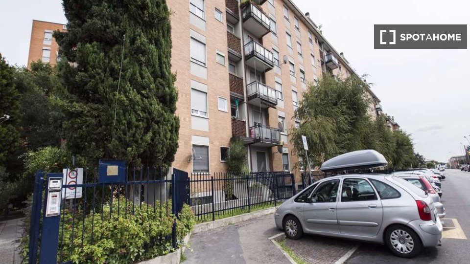 Immagine 19 di Camera condivisa in affitto  in Via dei Mandorli Milan a Monza
