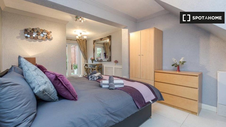 Immagine 10 di Ufficio in affitto  in Watford General Suites GFF Apartment a Watford