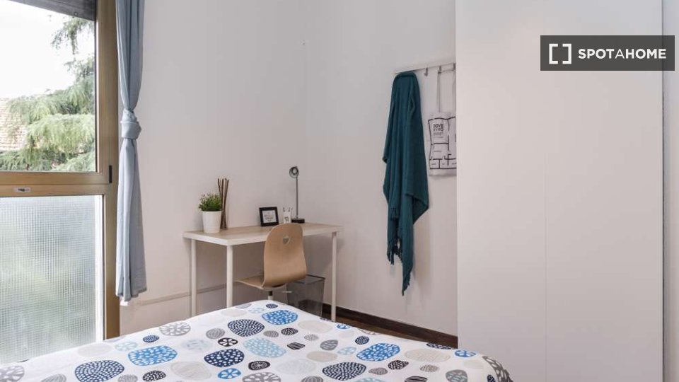 Immagine 5 di Camera condivisa in affitto  in Viale Giovanni Vicini a Bologna