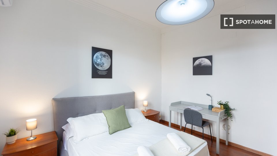 Immagine 7 di Appartamento in affitto  in Via Faleria a Roma