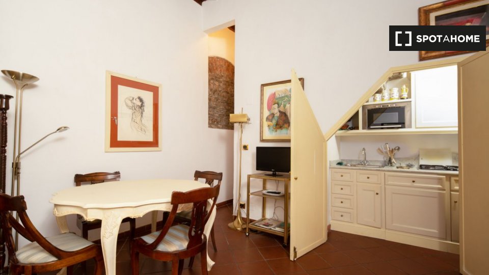 Immagine 5 di Appartamento in affitto  in Via de' Bardi a Firenze