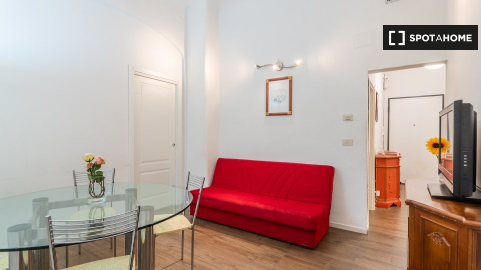 Immagine 2 di Appartamento in affitto  in Via dei Leoni, 2, 50122 Firenze FI, Italy a Firenze