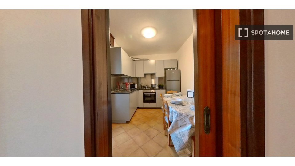 Immagine 13 di Camera condivisa in affitto  in via Piovese a Padova